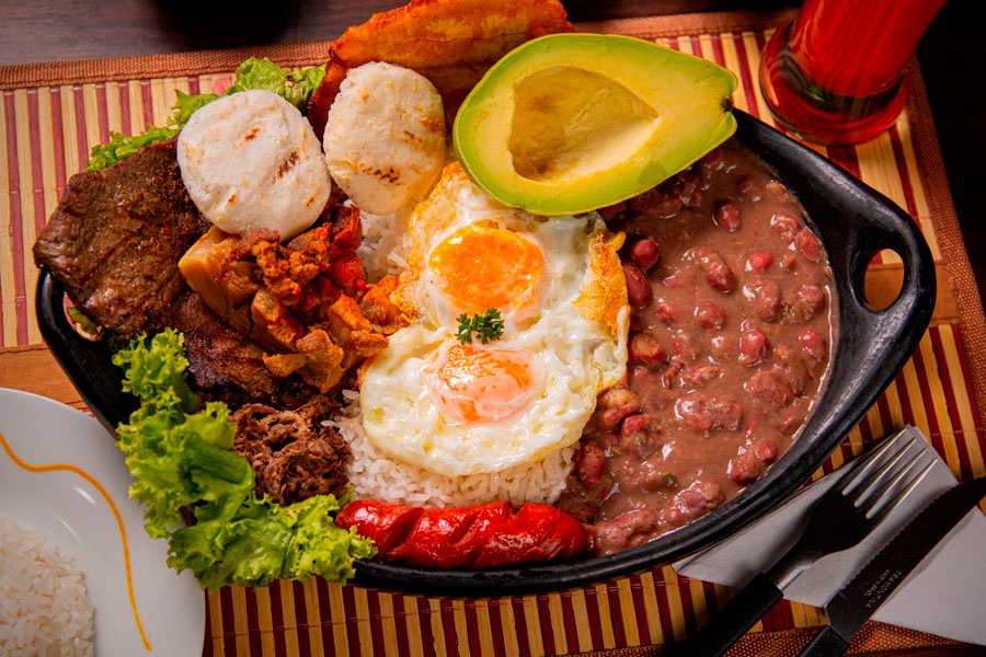 BANDEJA PAISA